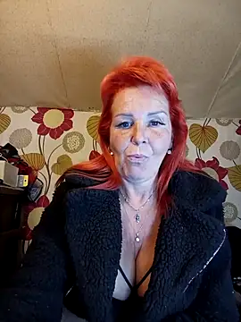 CassandraSandra44 Adlı Modelin Canlı XXX Sohbeti