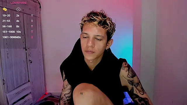 tylernovan Live XXX chat