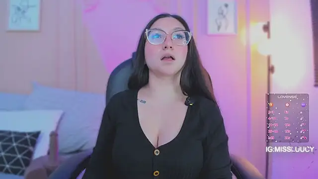 lucy_neil Chat XXX in diretta