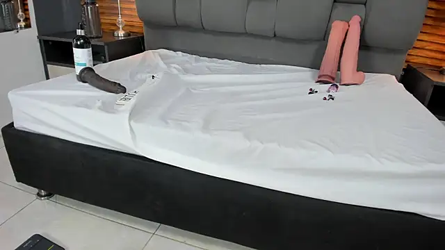 Živý XXX chat Wonderkloe_