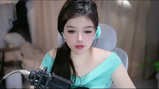 Cecily Chat XXX live