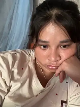 Linbi135 在線直播表演