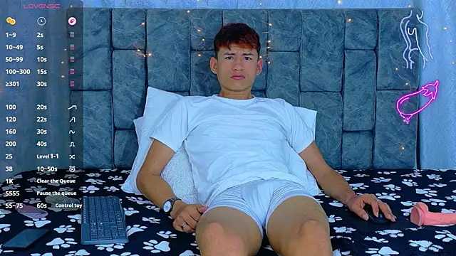 NicolasTorrez Show Webcam