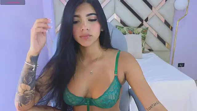 maiaa_ruiz: απευθείας συνομιλία ΧΧΧ