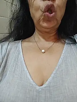 NakedMILFx Live XXX-Chat