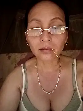 Cucci07: онлайн-секс-чат