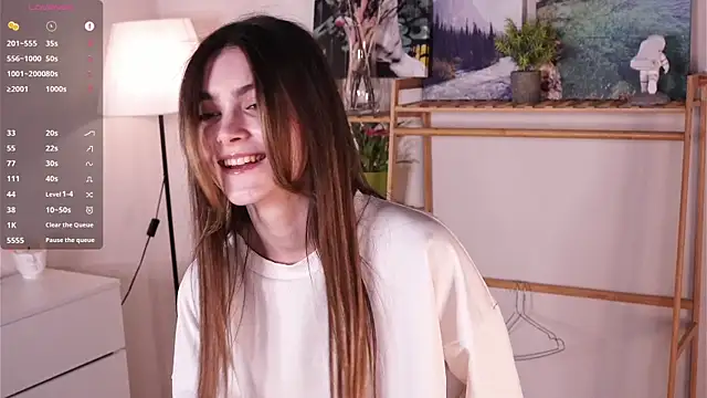 CherlyGuss Chat XXX in diretta