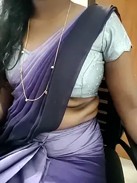 Chat XXX en directo de Tamilmallu-duskygirl03