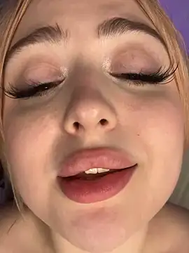 Czat XXX na żywo – KellyMoors