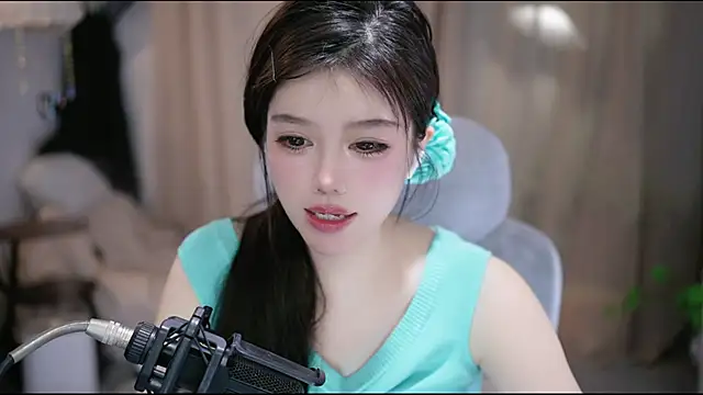 Cecily Chat XXX live