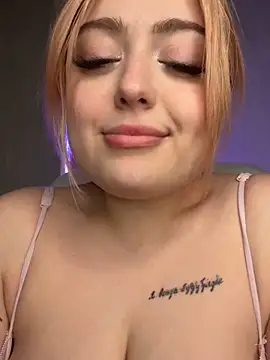 KellyMoors 라이브 XXX 채팅