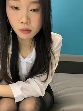 ZHJKS9988 Live XXX-Chat