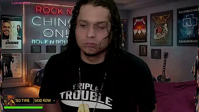 عرض كام chino_roz