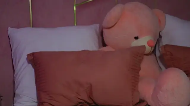 LucyLextonX's Live XXX Chat