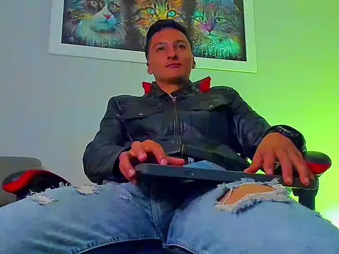 Dominus_Alpha's Live XXX Chat