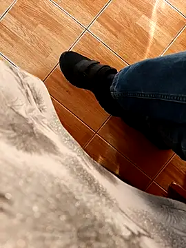 feet_toes: вебкам-шоу