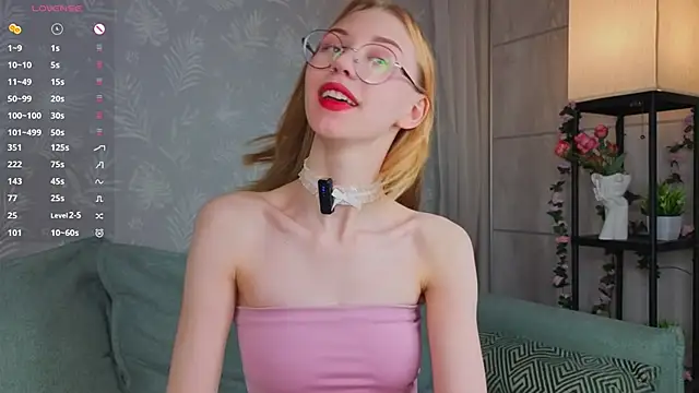 MaryAllston élő XXX-chatje