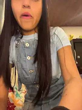 Eve_Ritz Chat XXX in diretta