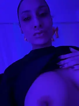 Chat XXX en directo de FerrariFrench