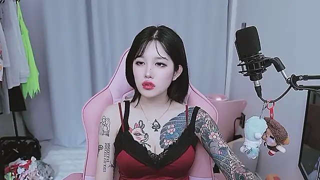 Chatroom XXX en direct de MISA_02