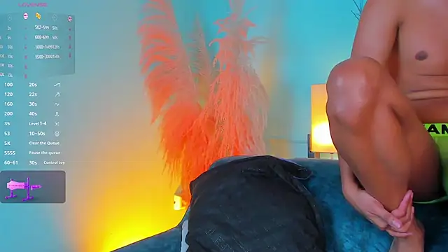 Leo_Savage_ Webcam show