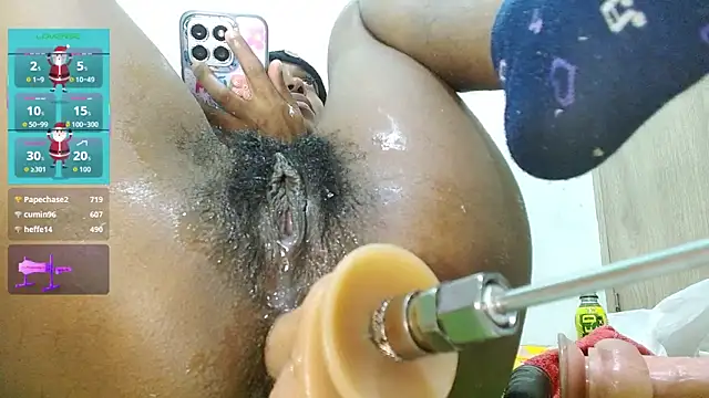 avaleri_cherry's Webcam Show