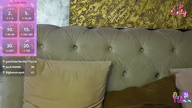 Kasandra_One Chat XXX in diretta