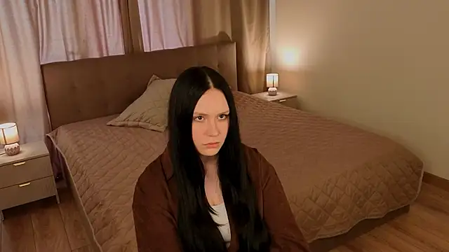 دردشة DeloresSaberi الجنسية المباشرة