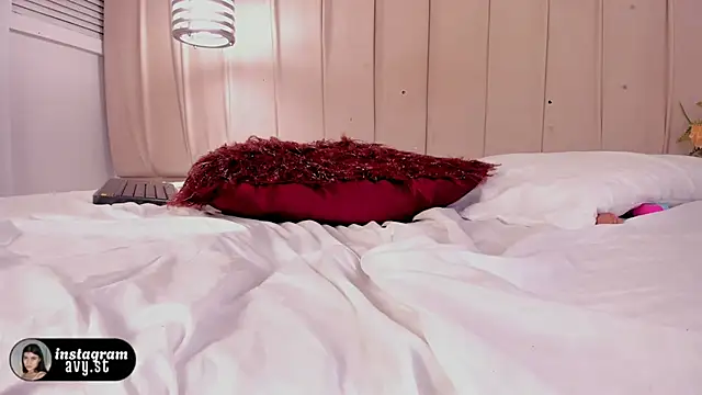 avy_st Chat XXX in diretta