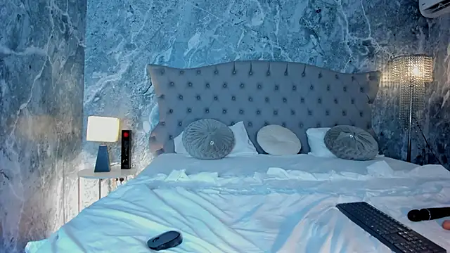 Maiia_CuteのライブXXXチャット