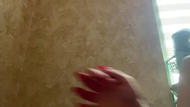 Živý XXX chat SlitheryTrudge