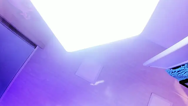 ninna_curly 现场XXX聊天