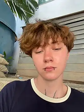 IceMur: απευθείας συνομιλία ΧΧΧ