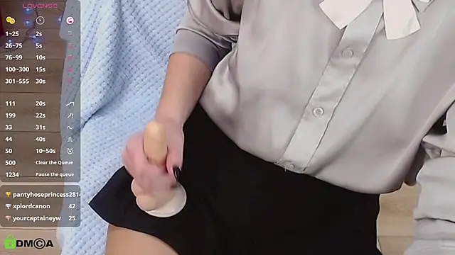 VickyGolden 现场XXX聊天