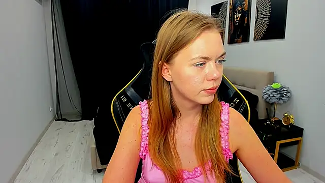 Chat XXX en directo de Strawberrye