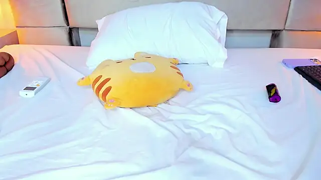 isabel_sofiaaのライブXXXチャット