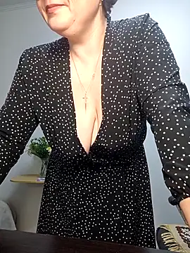 EllaLove2277's Live XXX Chat