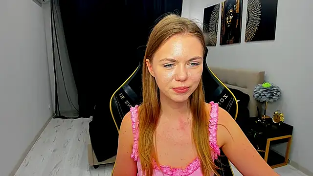 Strawberrye's Live XXX Chat