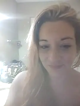 MissBella0969's Live XXX Chat