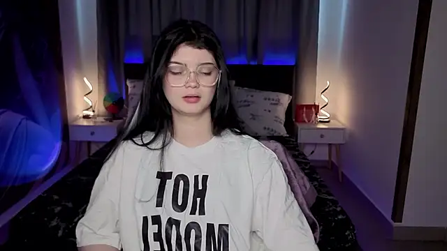 Chat +18 de MileyRood ao vivo