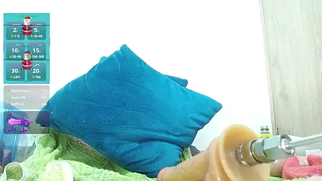 avaleri_cherry's Webcam Show