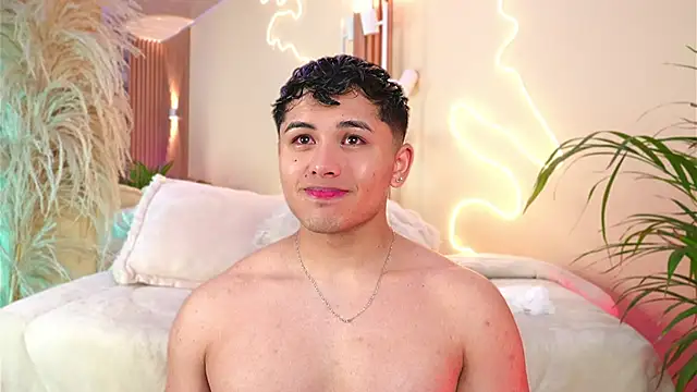 MatiasKorn Chat XXX live