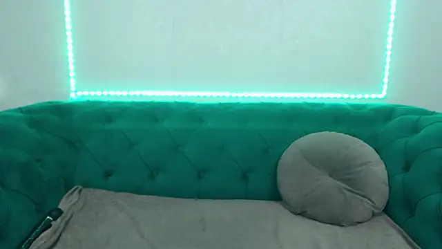 IvanaCharm Chat XXX live