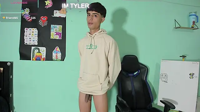 Show de TYLERhHOT2005 na webcam
