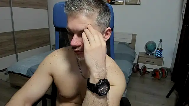 Pokazy przed kamerką – RobbyShawz