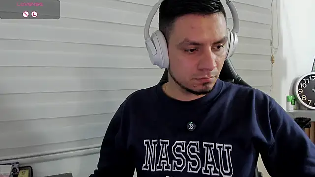 Chat XXX en directo de Rick_Adams