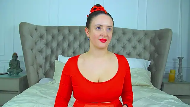 Chat XXX en directo de ElinaBellucci