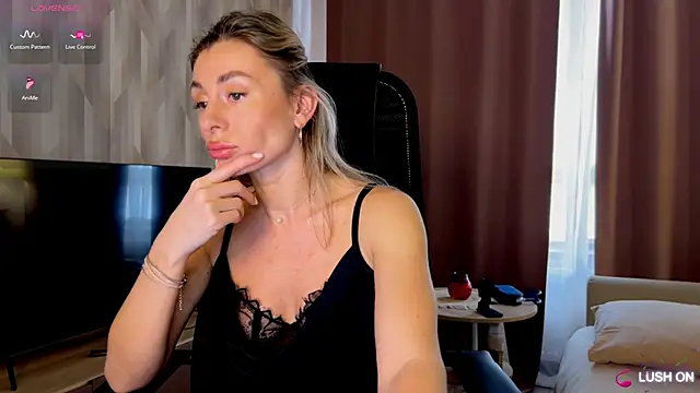 DannaEvanのライブXXXチャット