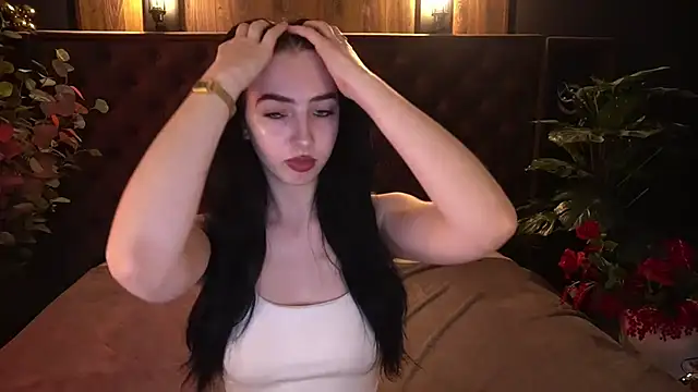 Chat +18 de WildKittenX_ ao vivo