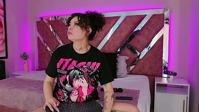 KatherineGomezのライブXXXチャット